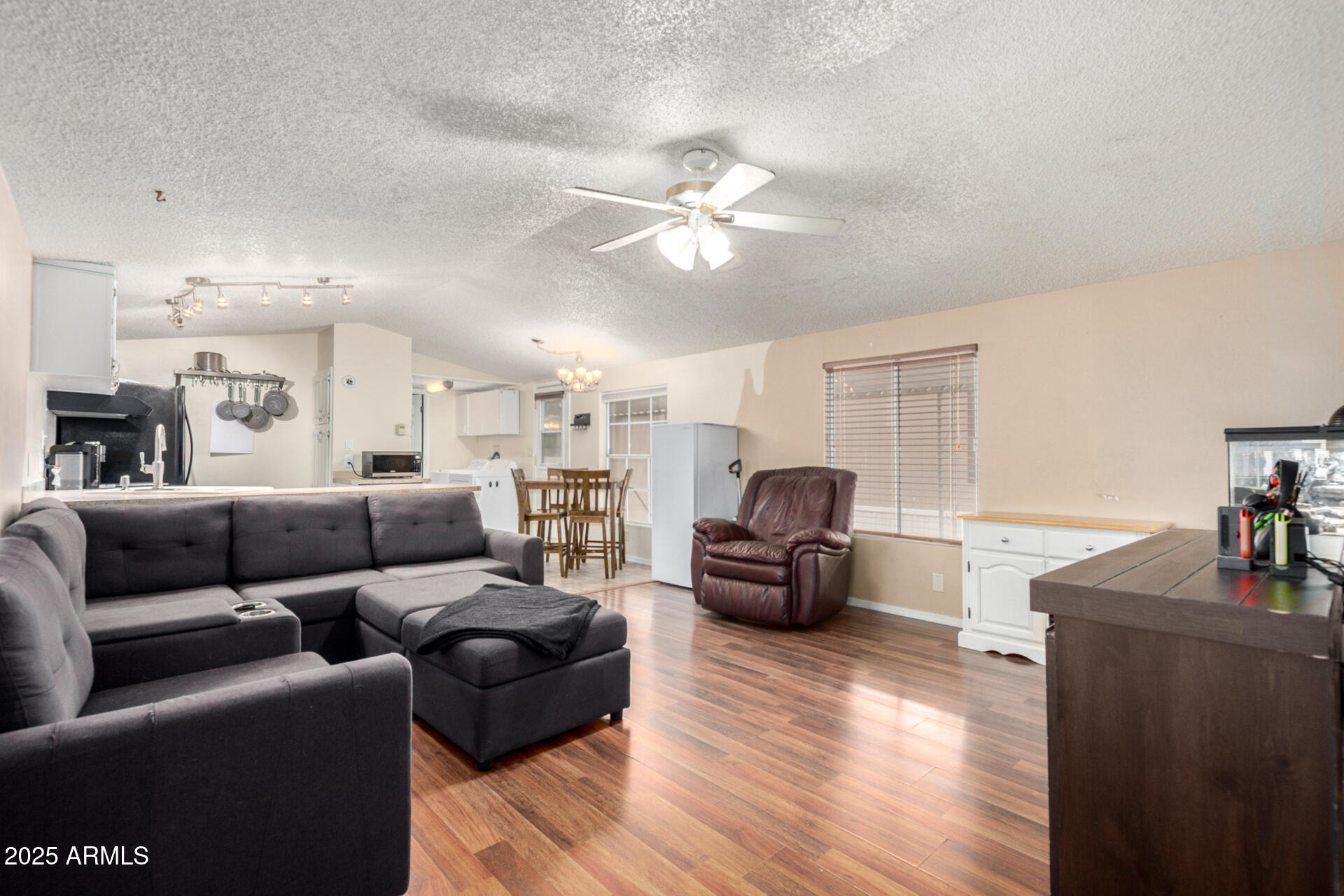 9431 E CORALBELL Avenue 117