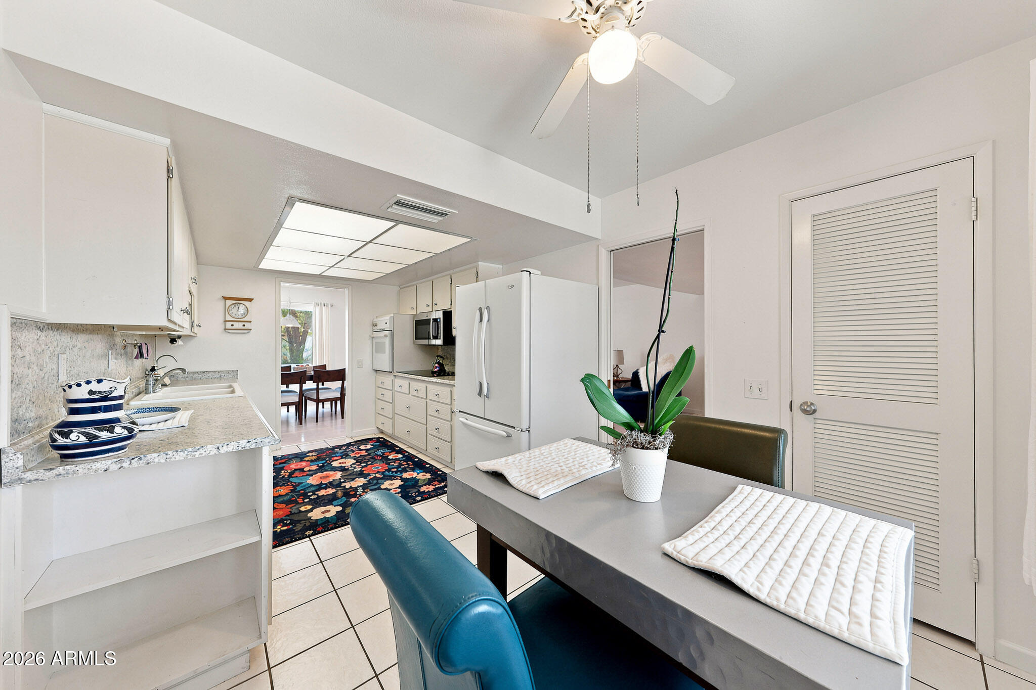 10408 W OAK RIDGE Drive