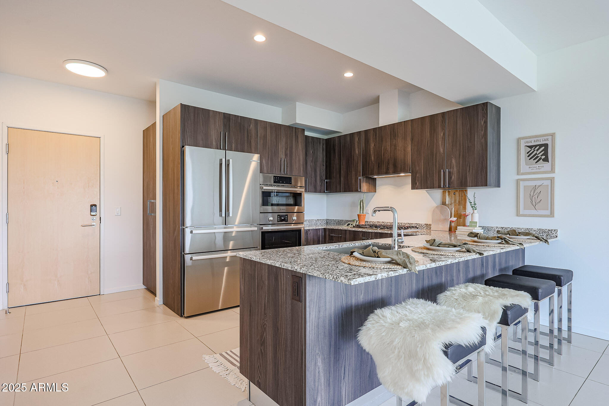 7180 E KIERLAND Boulevard 217