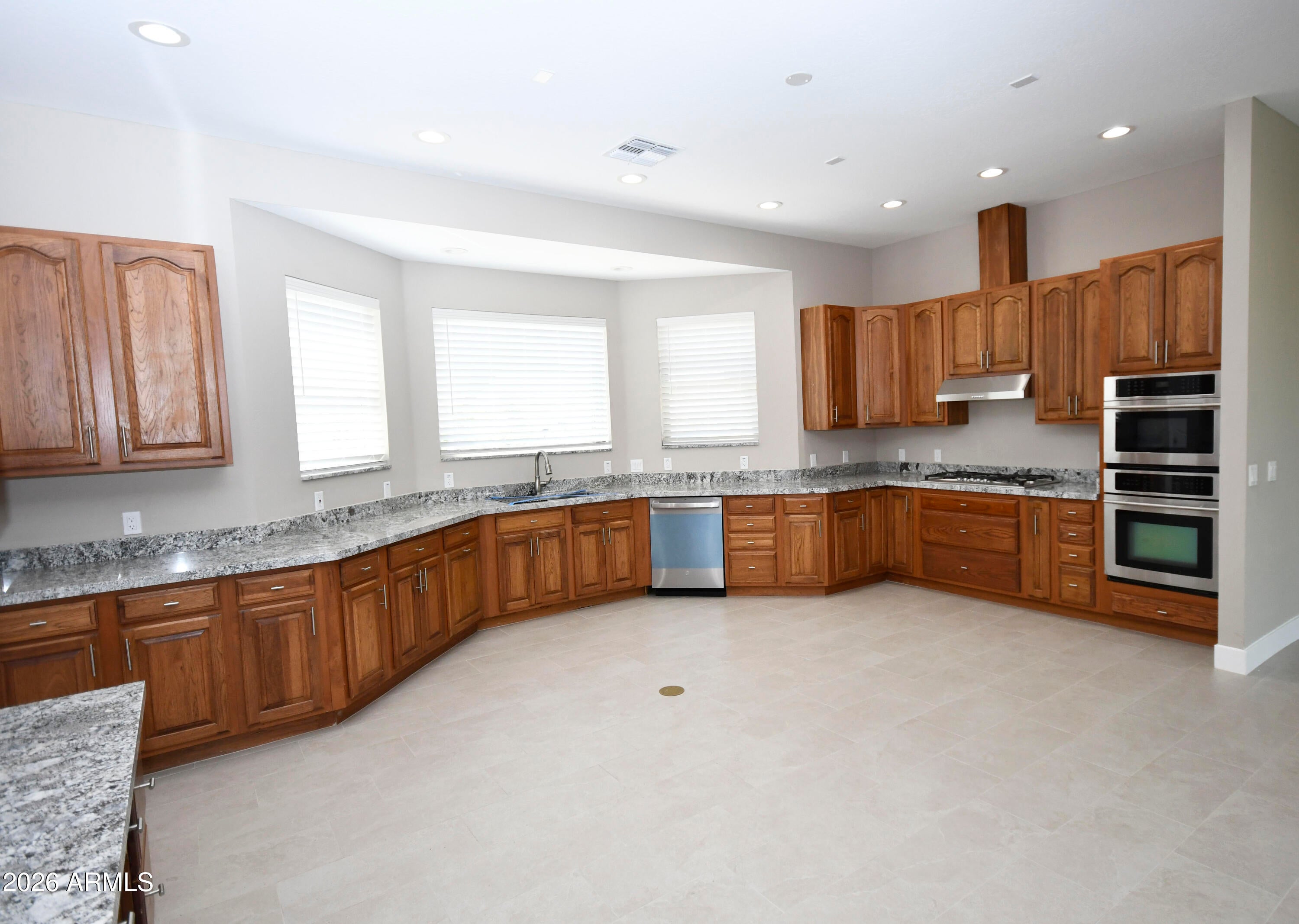 3315 W PINNACLE VISTA Drive