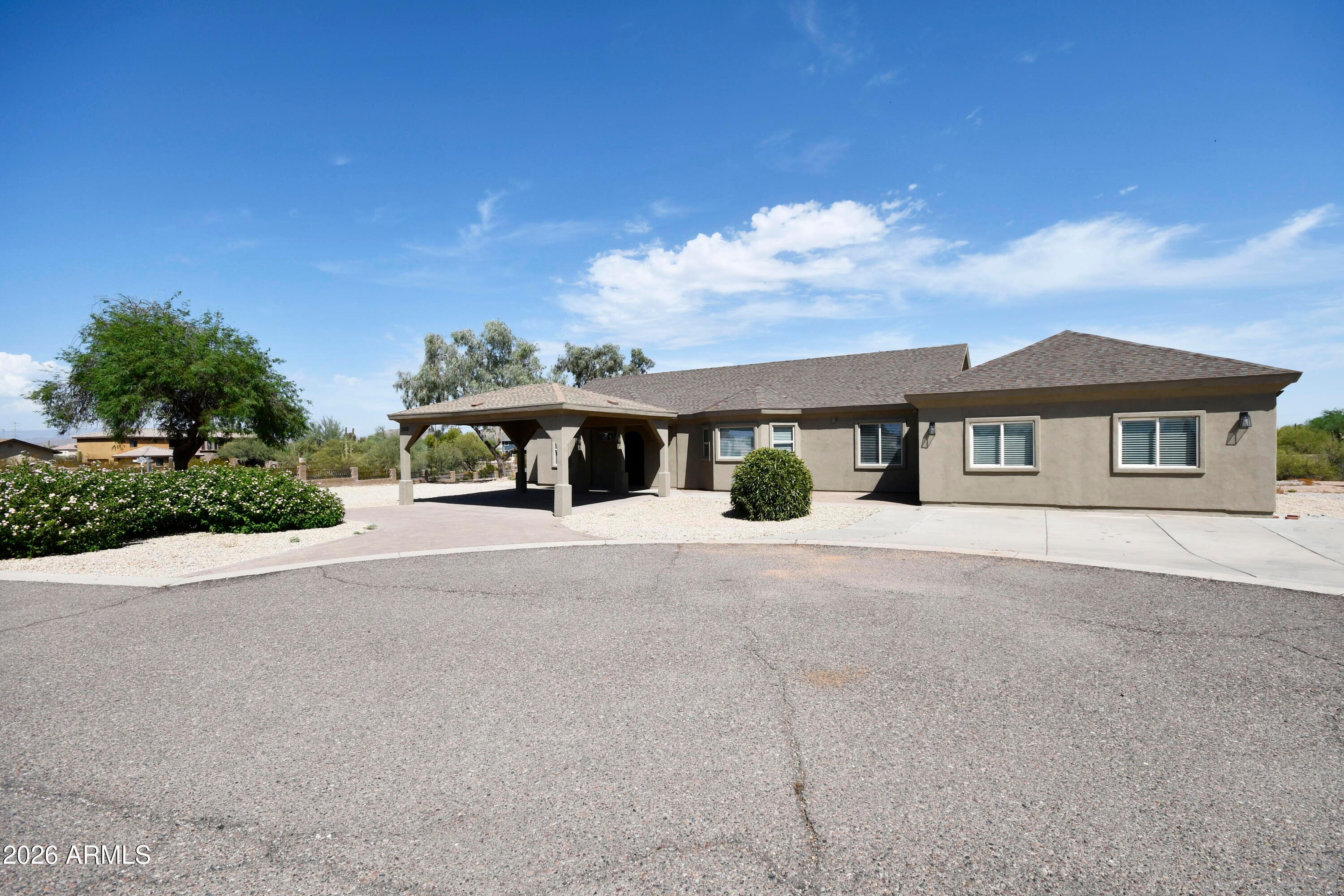 3315 W PINNACLE VISTA Drive
