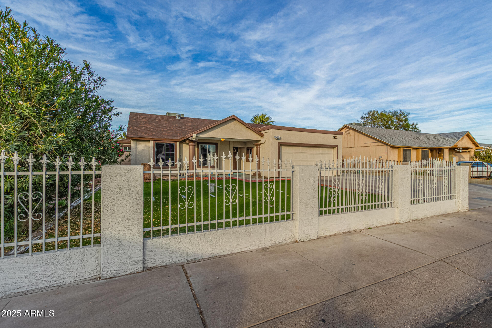 6718 W CATALINA Drive