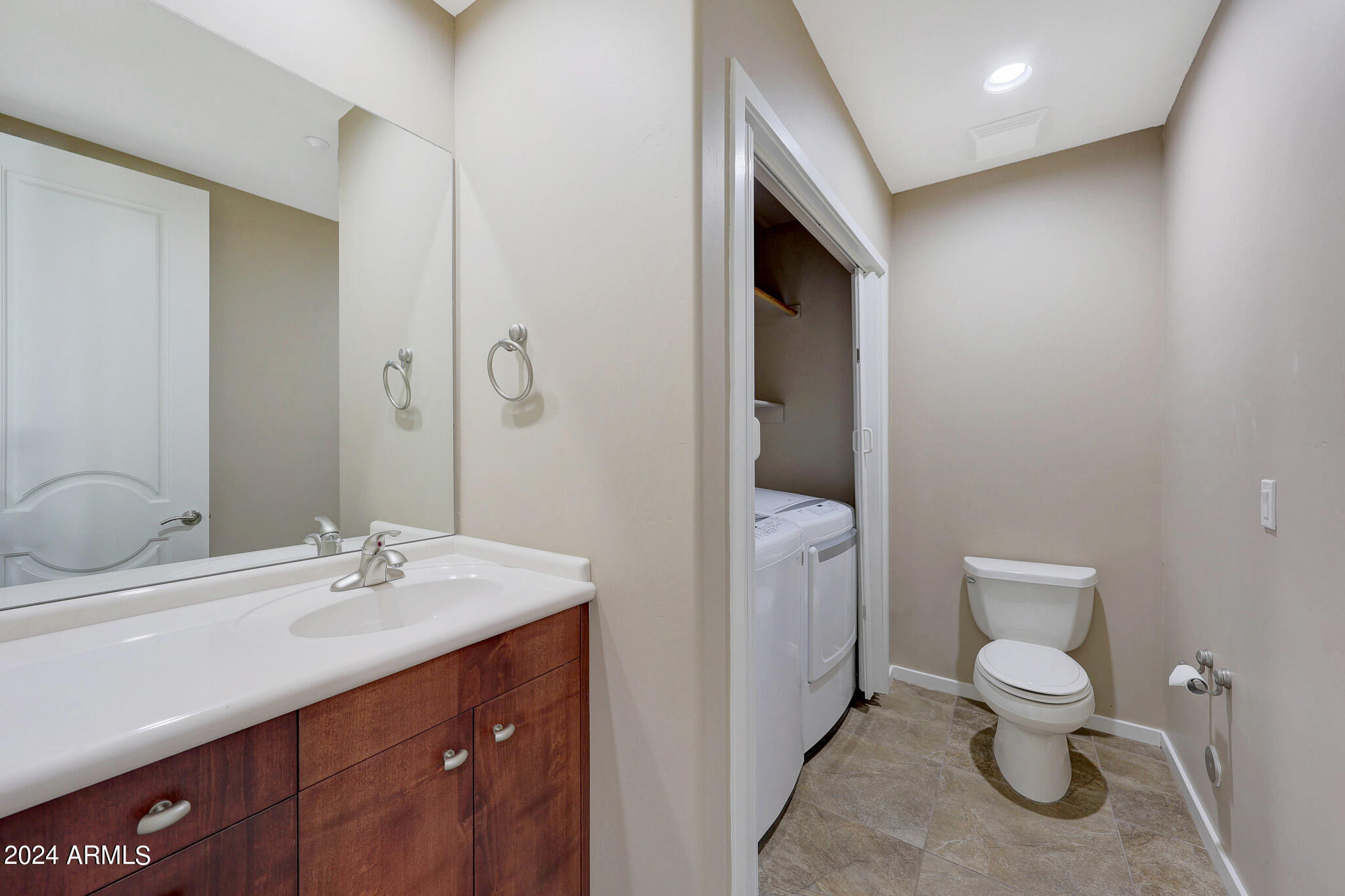 SCOTTSDALE MOUNTAIN - Residential