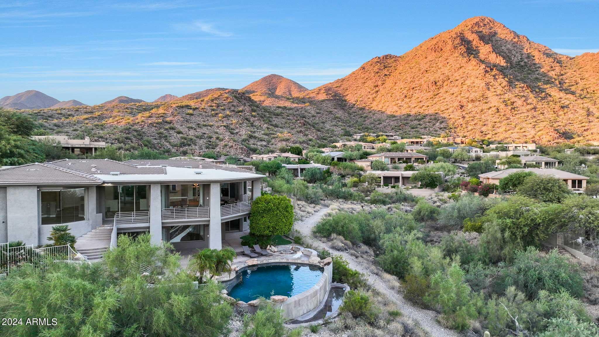 SCOTTSDALE MOUNTAIN - Residential