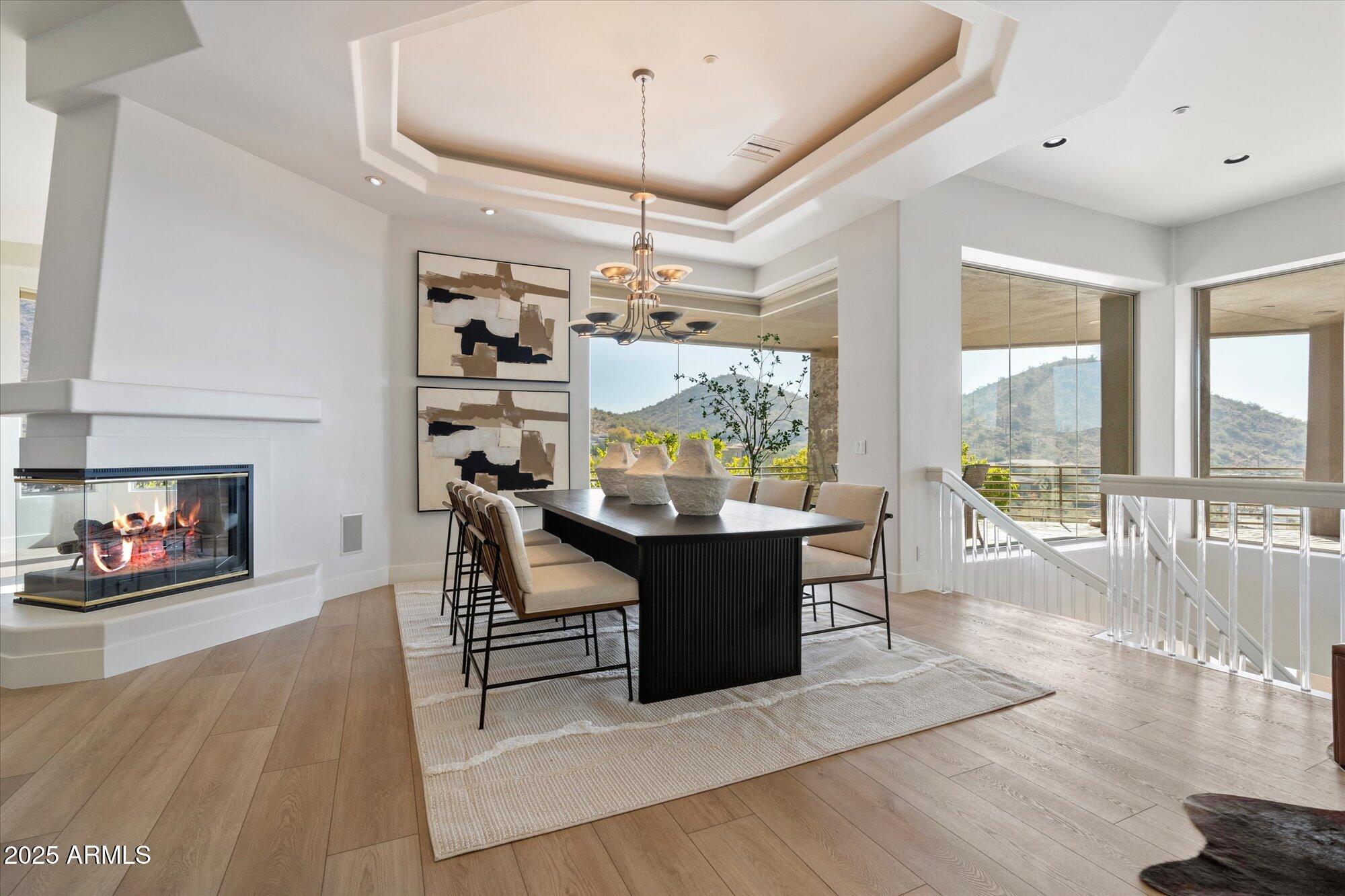 SCOTTSDALE MOUNTAIN - Residential