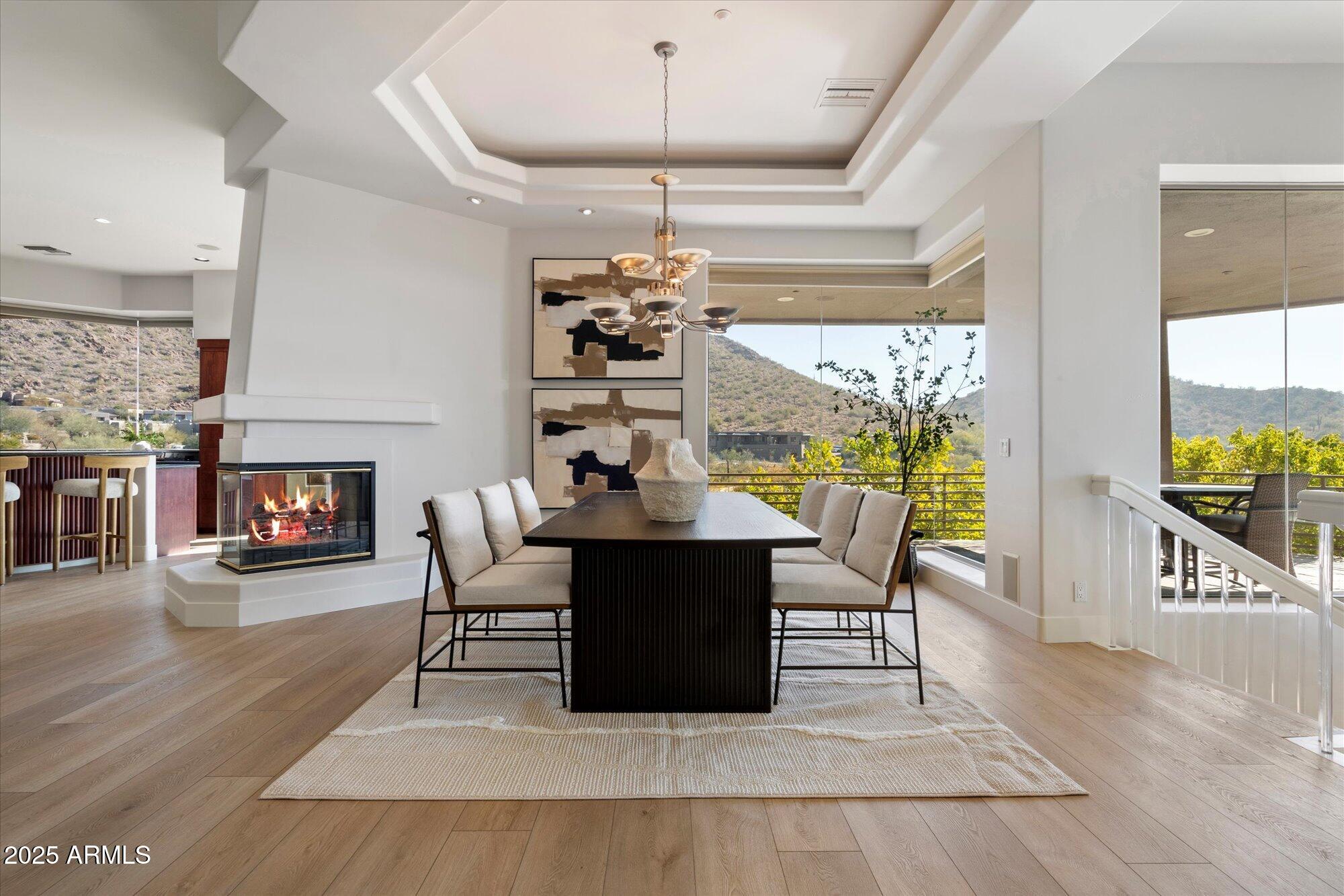 SCOTTSDALE MOUNTAIN - Residential
