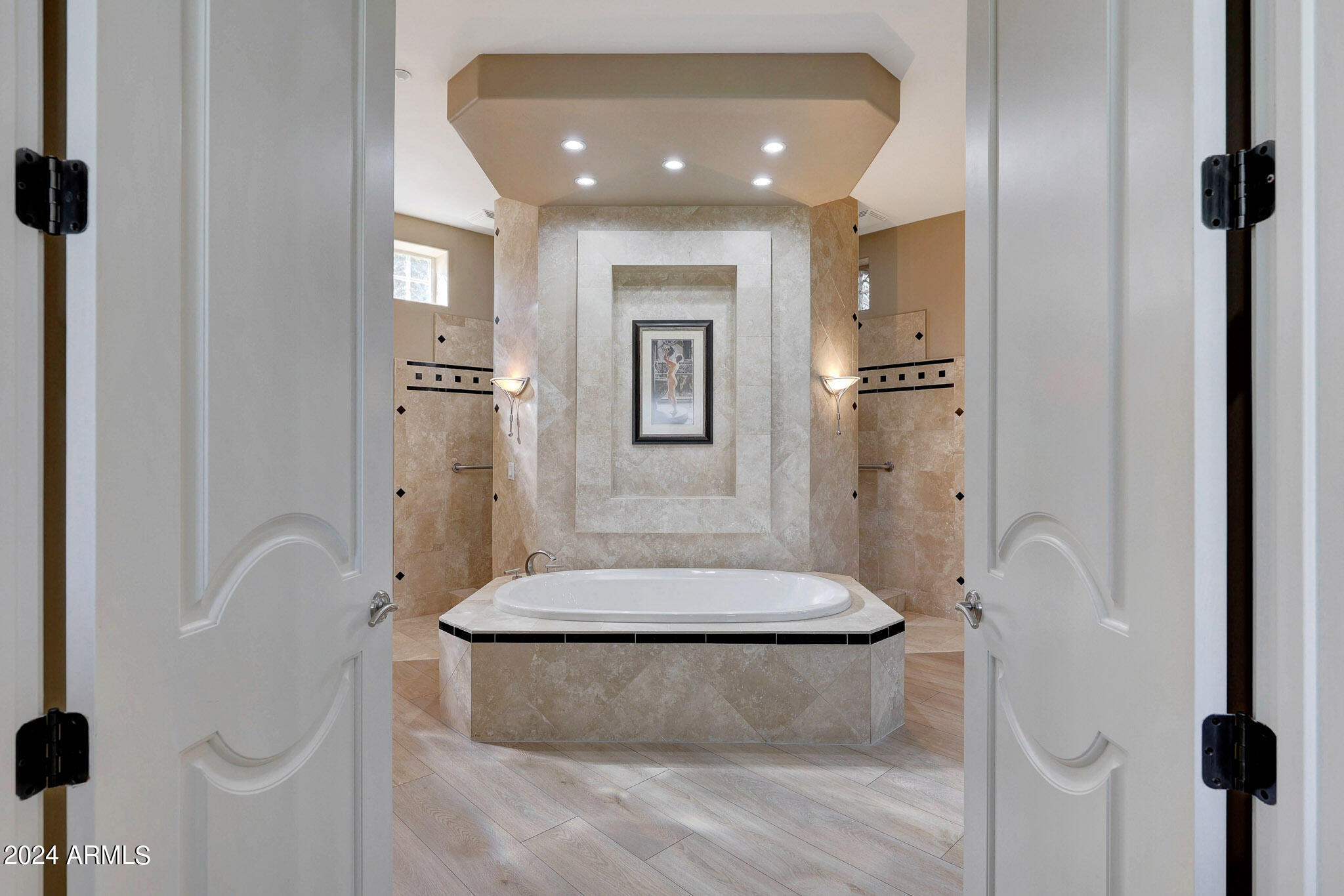 SCOTTSDALE MOUNTAIN - Residential