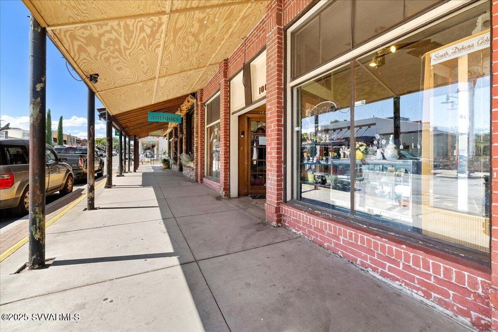 Photo of 1008 N Main Street, Cottonwood, AZ 86326 (MLS # 6934156)