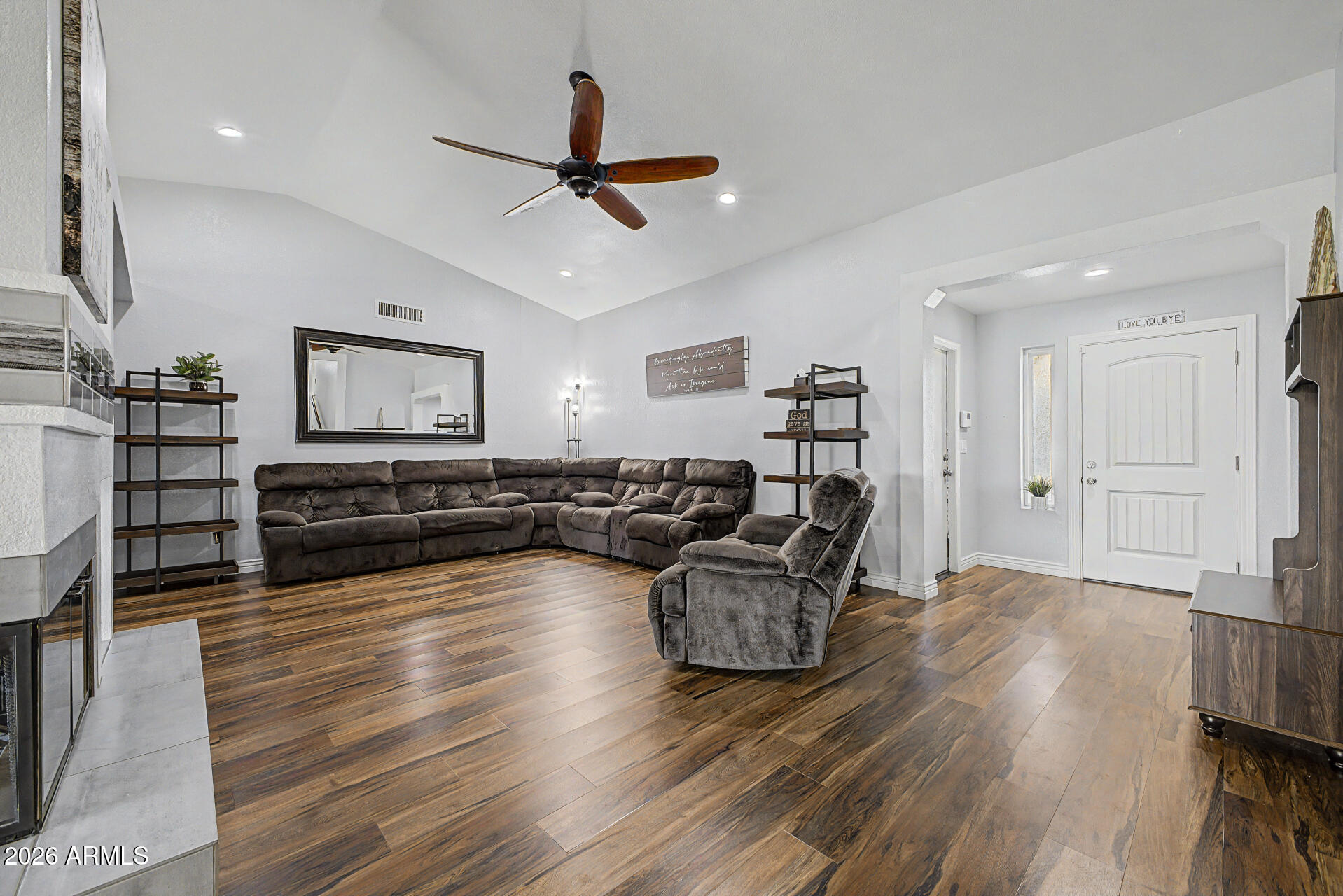 7521 W Willow Avenue