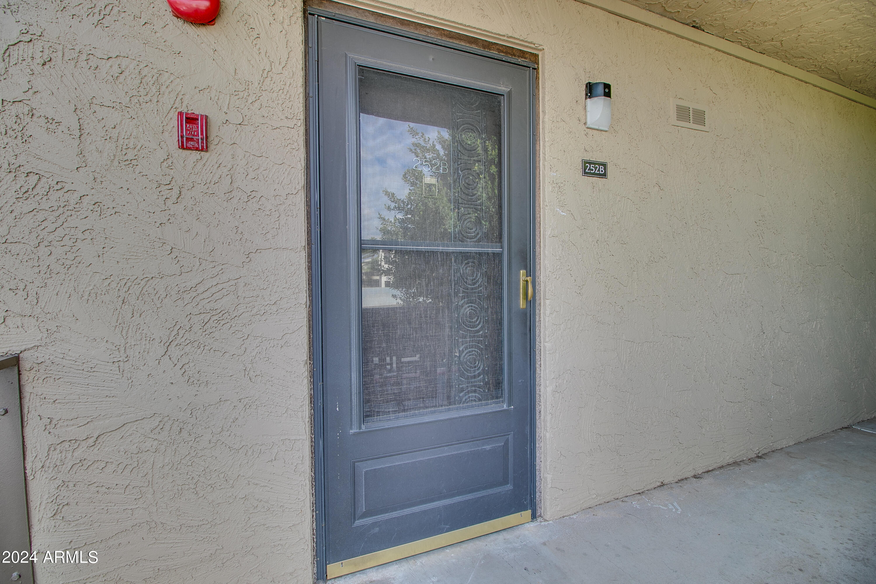 7625 E Camelback Road 252B