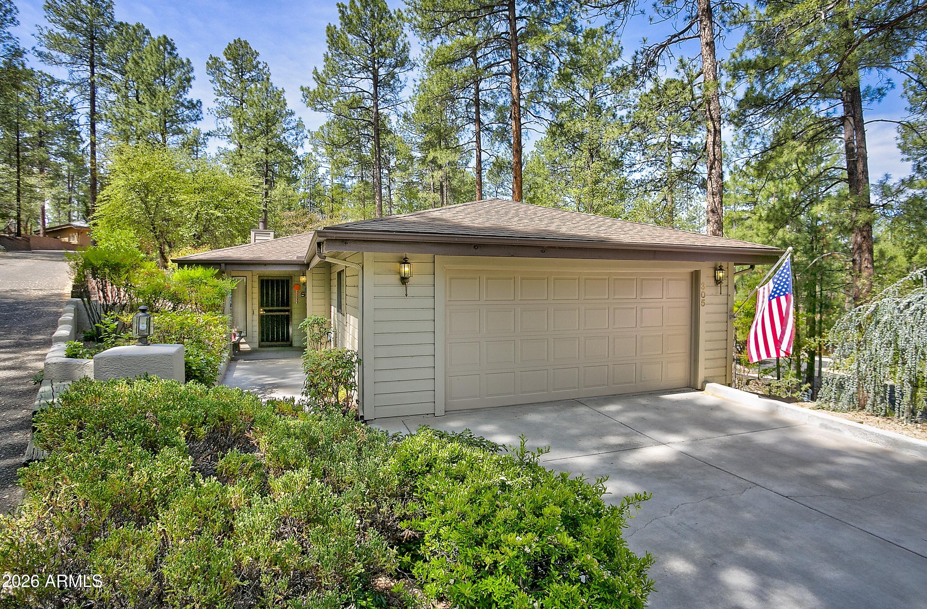 305 Ridge Court