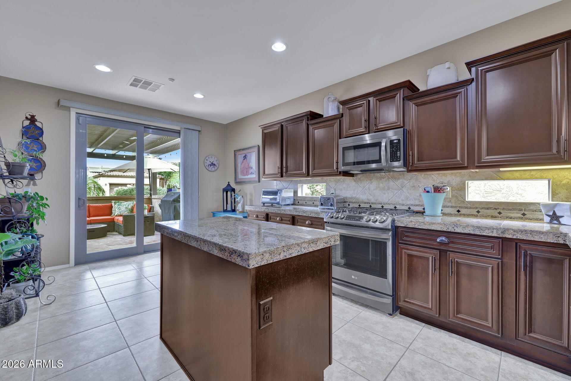 TRILOGY AT VISTANCIA - Residential