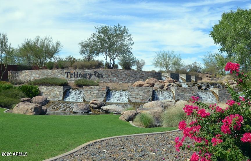 TRILOGY AT VISTANCIA - Residential