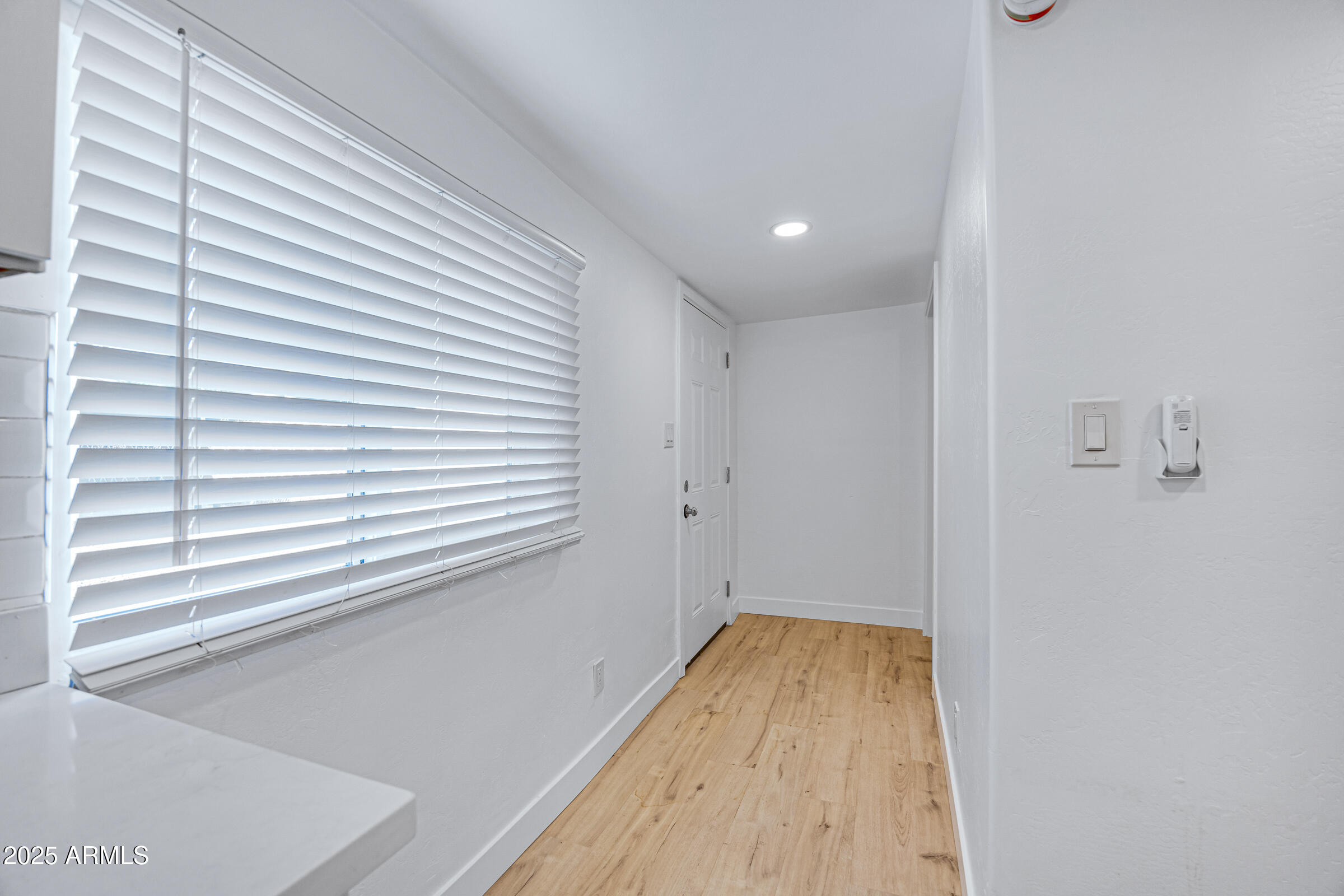 IDLE EASE - Residential Income