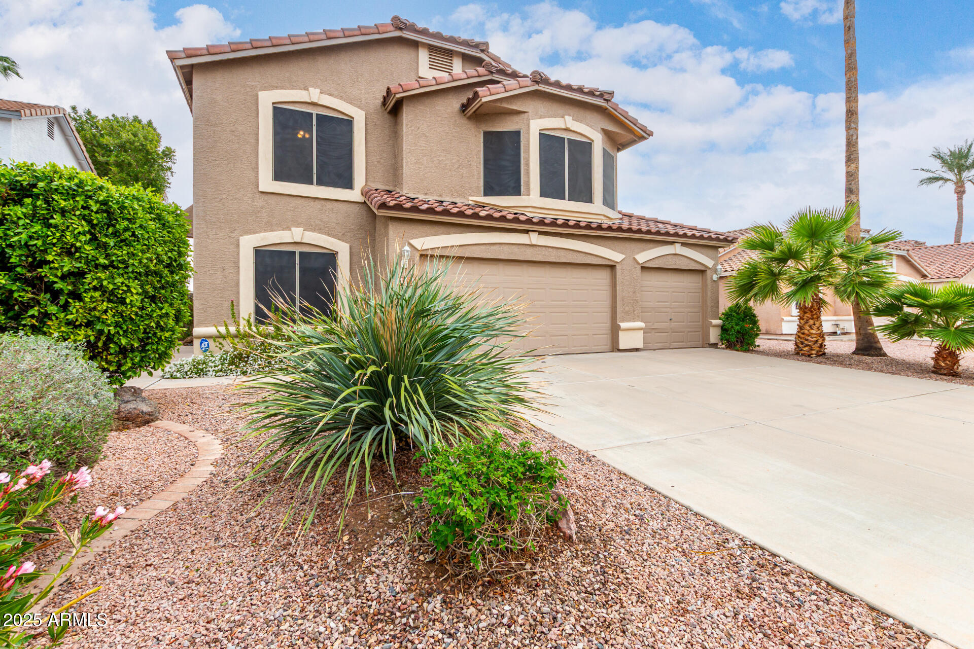 1567 S WESTERN SKIES Drive