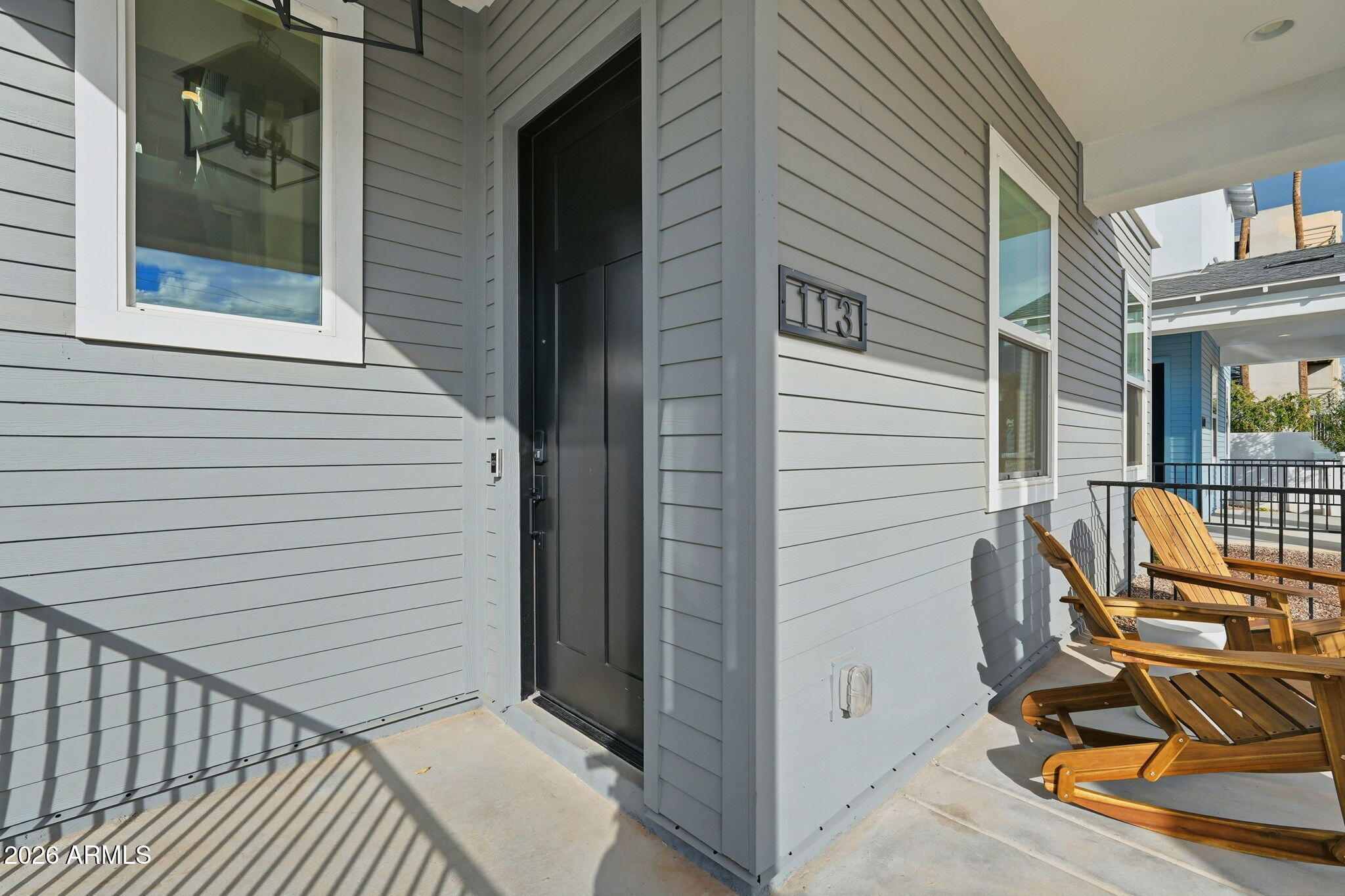 121 W Willo Court
