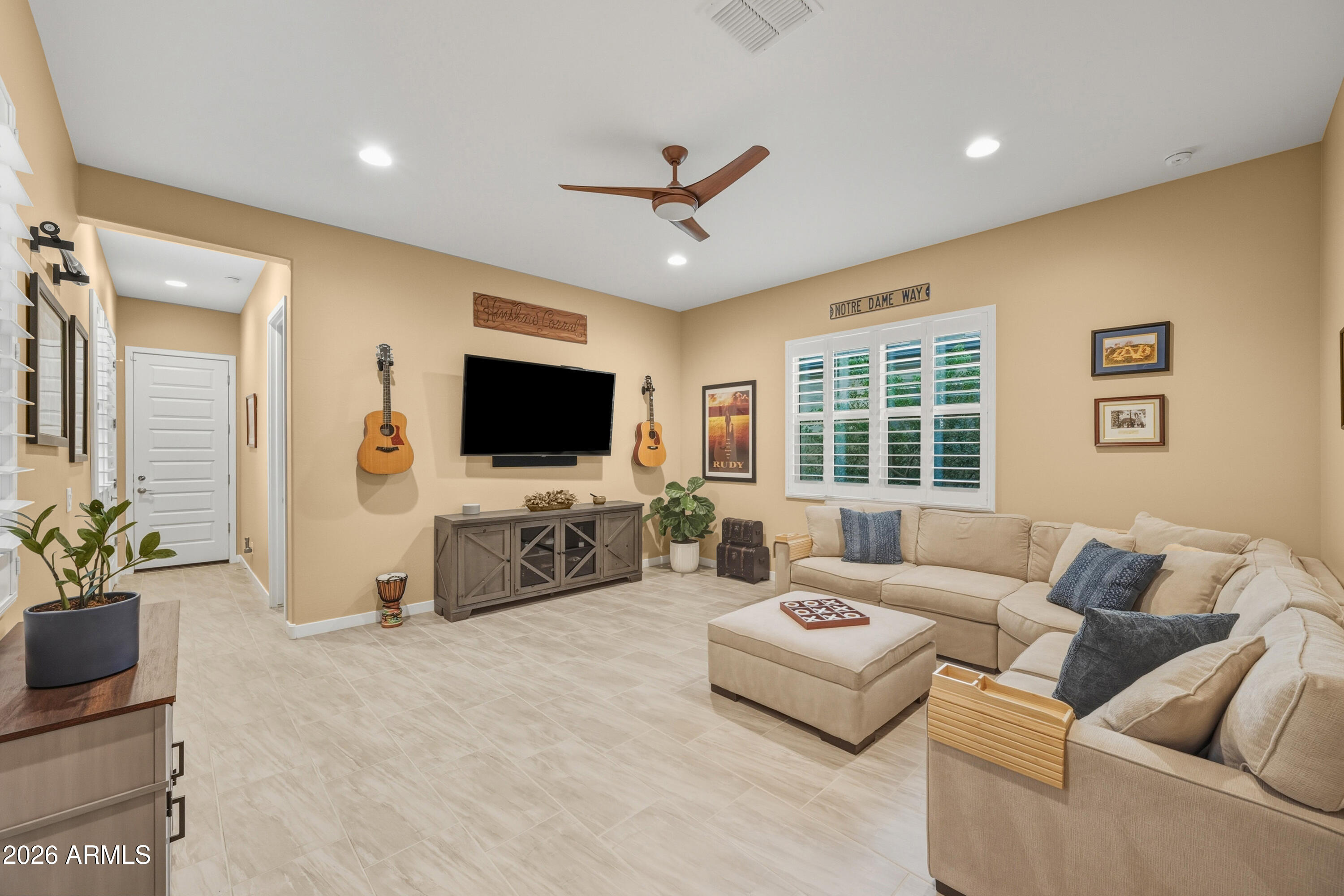 228 E SAGITTARIUS Place