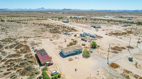 A home in Tonopah