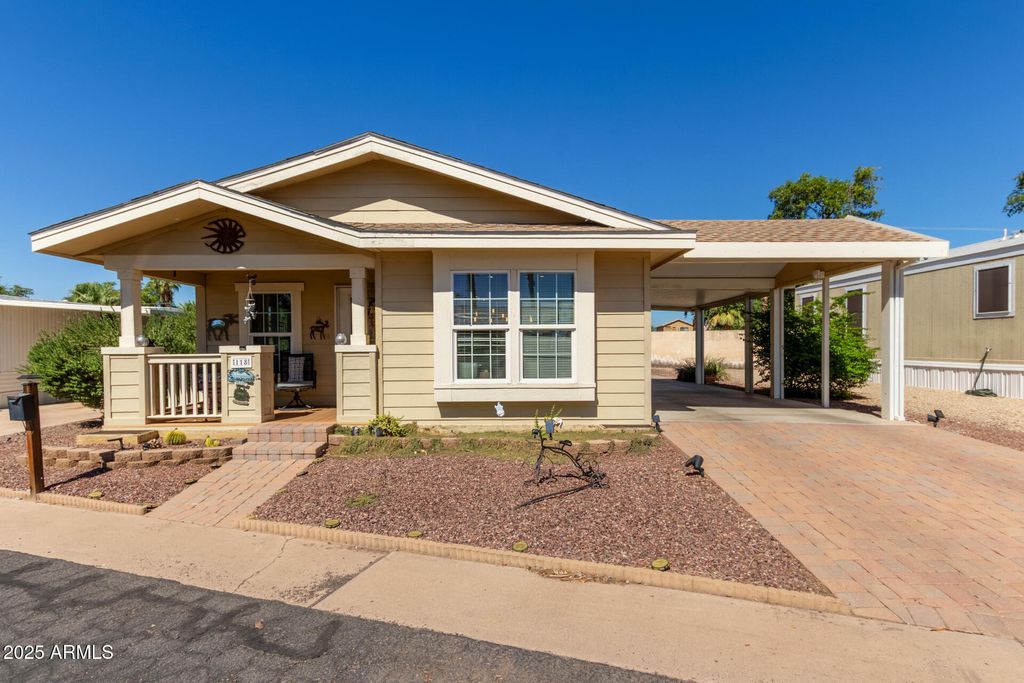 Photo of 7300 N 51st Avenue #H118, Glendale, AZ 85301 (MLS # 6931550)