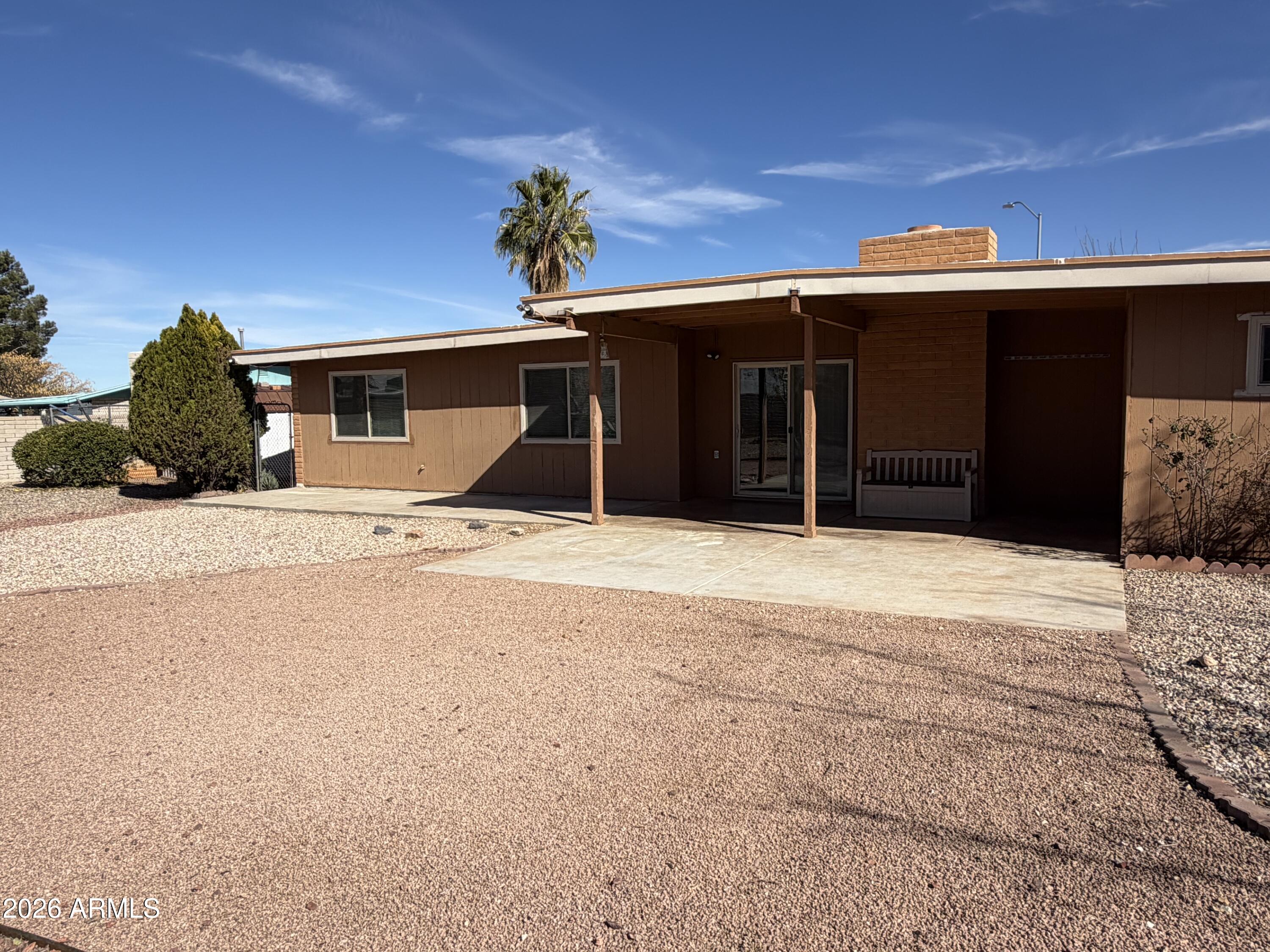 Pueblo del Sol 8 - Residential Lease