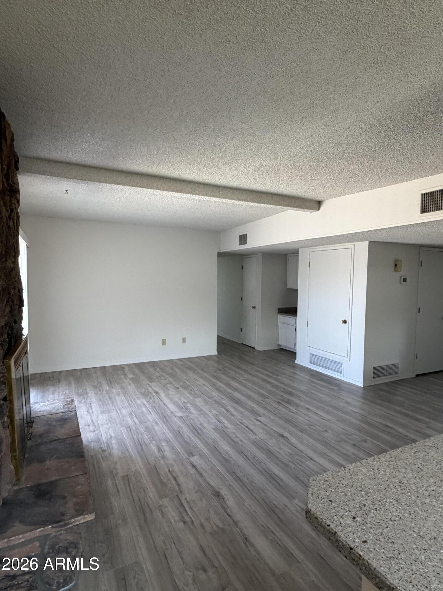 Pueblo del Sol 8 - Residential Lease