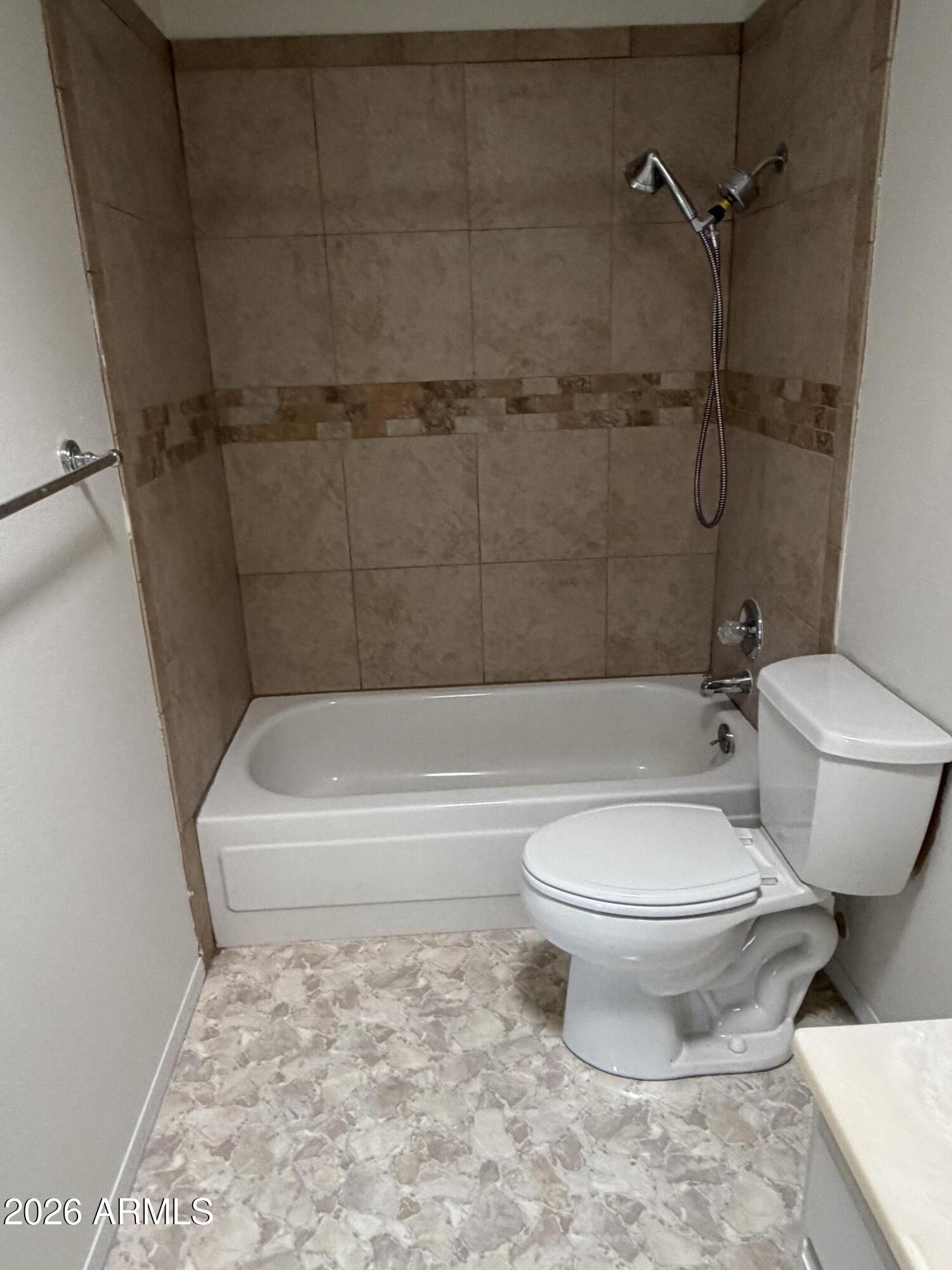 Pueblo del Sol 8 - Residential Lease