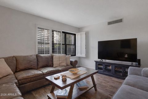 Photo of 5102 N 31st Place #412, Phoenix, AZ 85016 (MLS # 6920506)