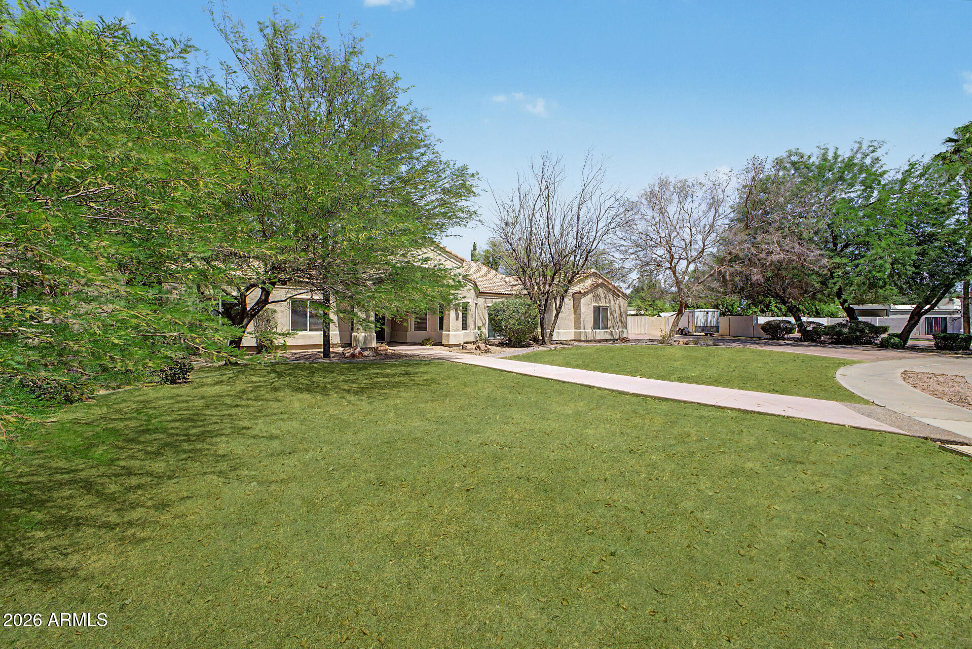2342 N LEMON Circle