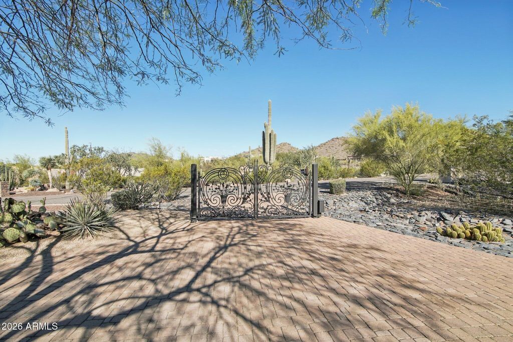 Photo of 5727 E Canyon Ridge North Drive, Cave Creek, AZ 85331 (MLS # 7001032)