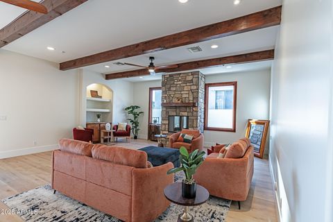 8214 N 16TH Street Phoenix AZ 85020