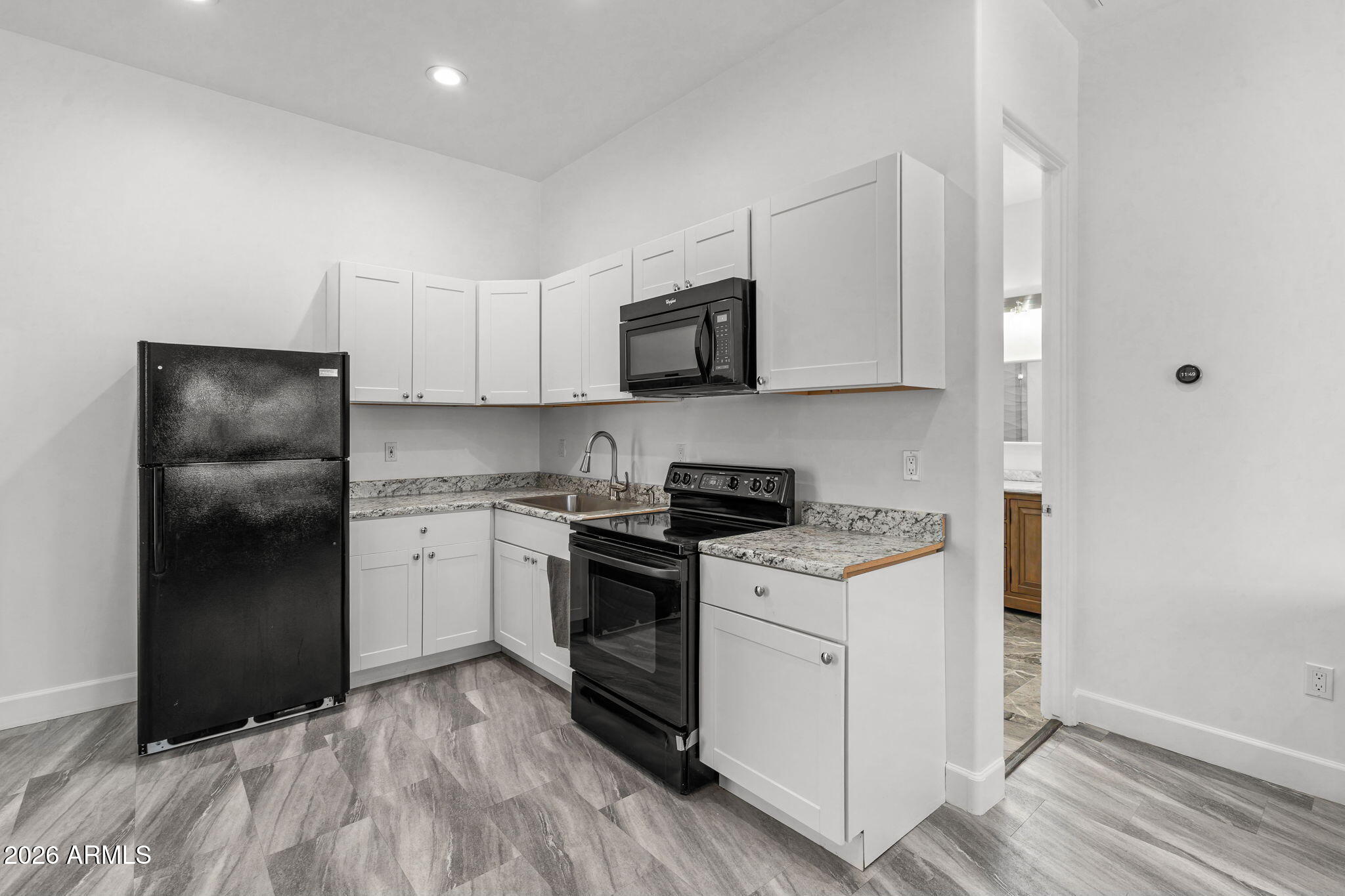 BRYAN ROBIN REYES MLD - Residential