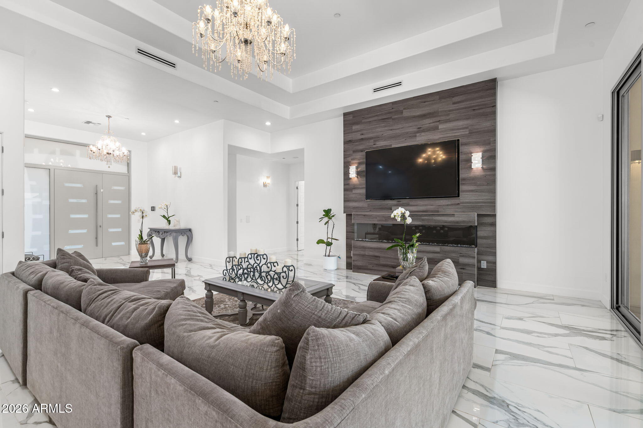 BRYAN ROBIN REYES MLD - Residential