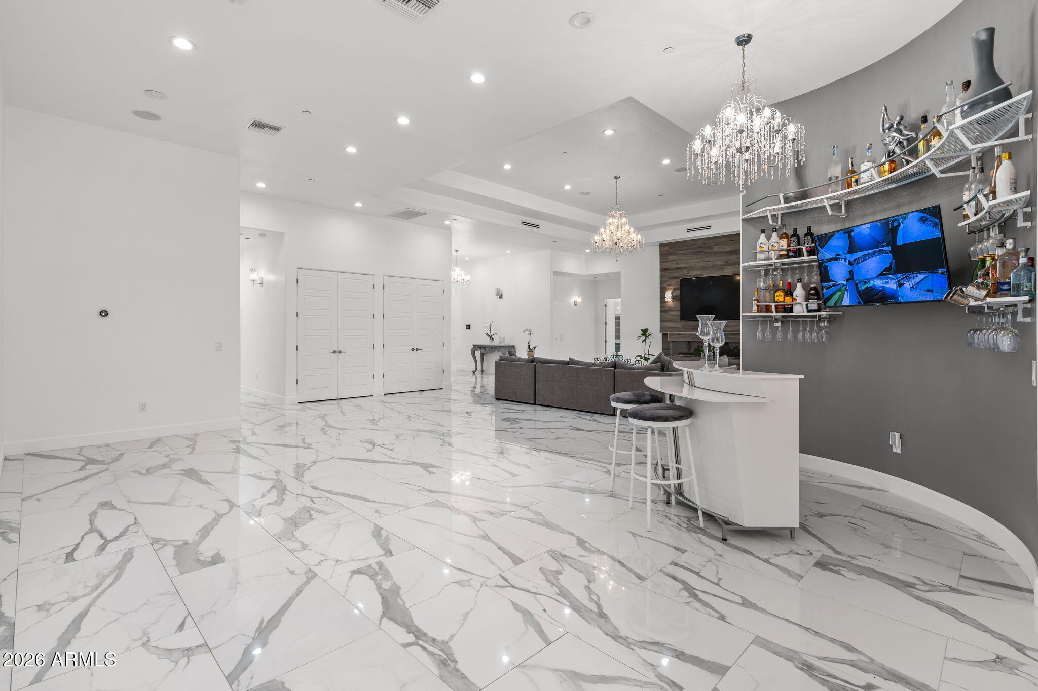 BRYAN ROBIN REYES MLD - Residential