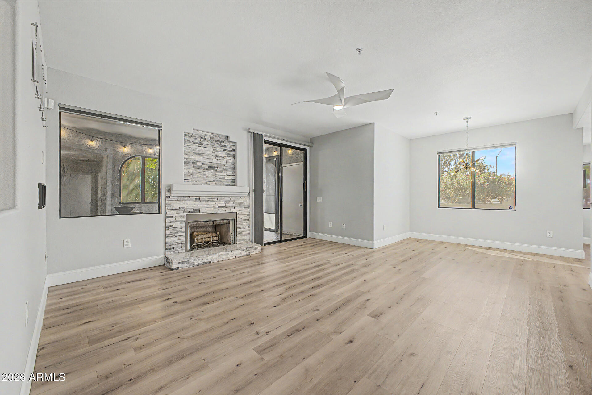 15151 N FRANK LLOYD WRIGHT Boulevard 1076