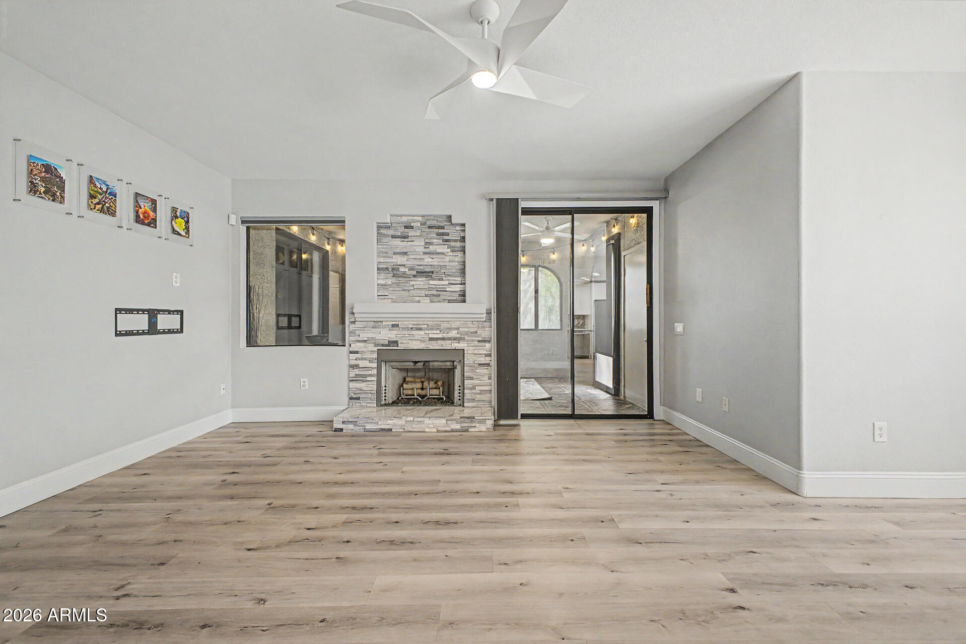 15151 N FRANK LLOYD WRIGHT Boulevard 1076