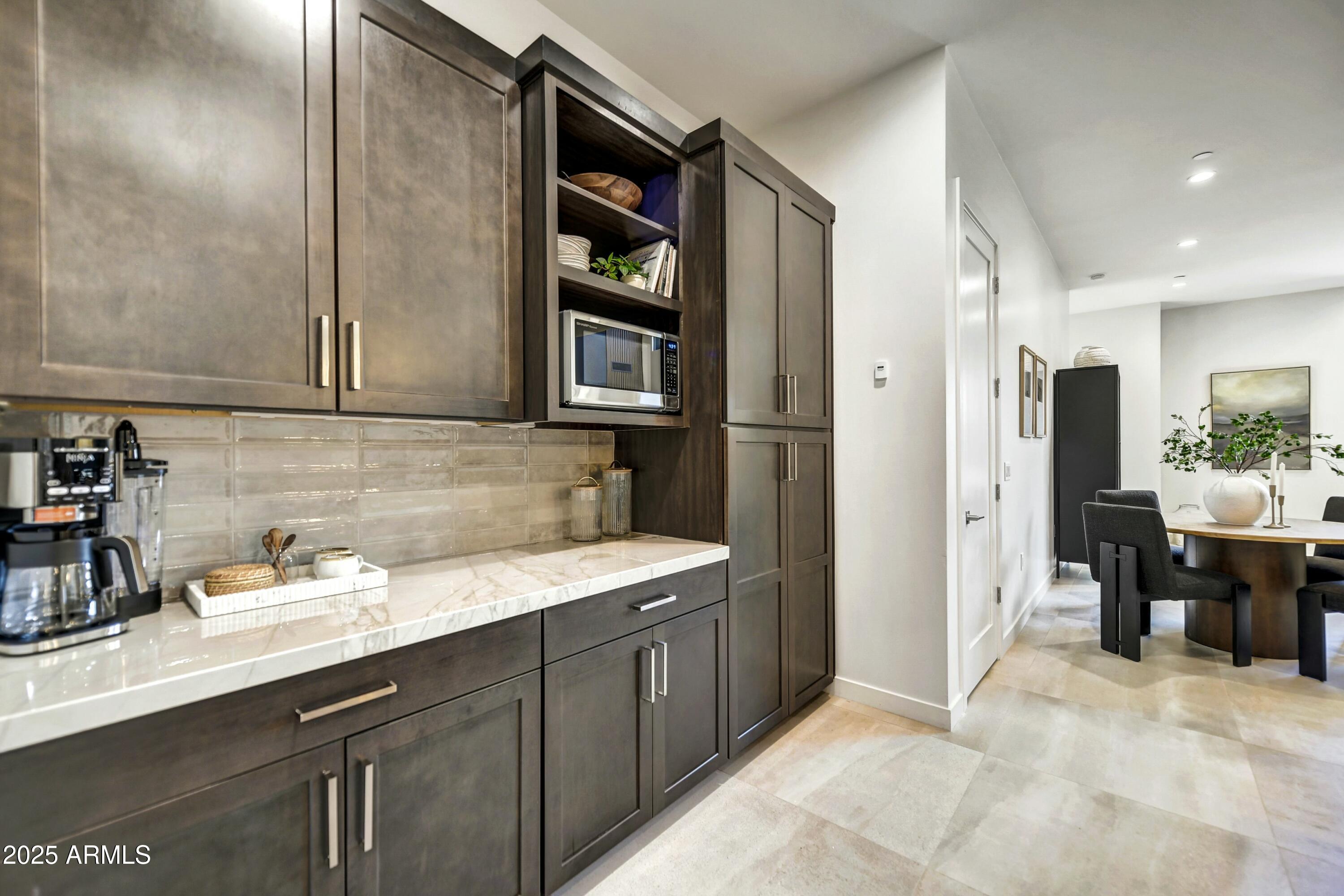 6525 E CAVE CREEK Road 201