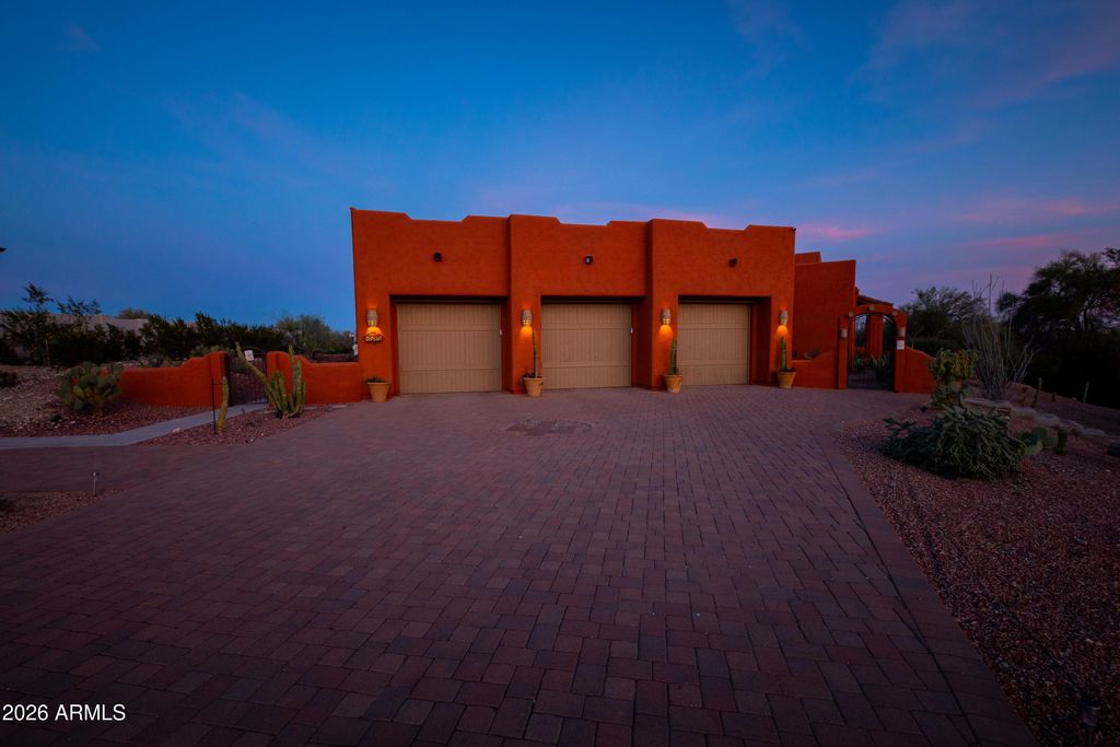 Photo of 8515 N 192nd Avenue, Waddell, AZ 85355 (MLS # 6966227)
