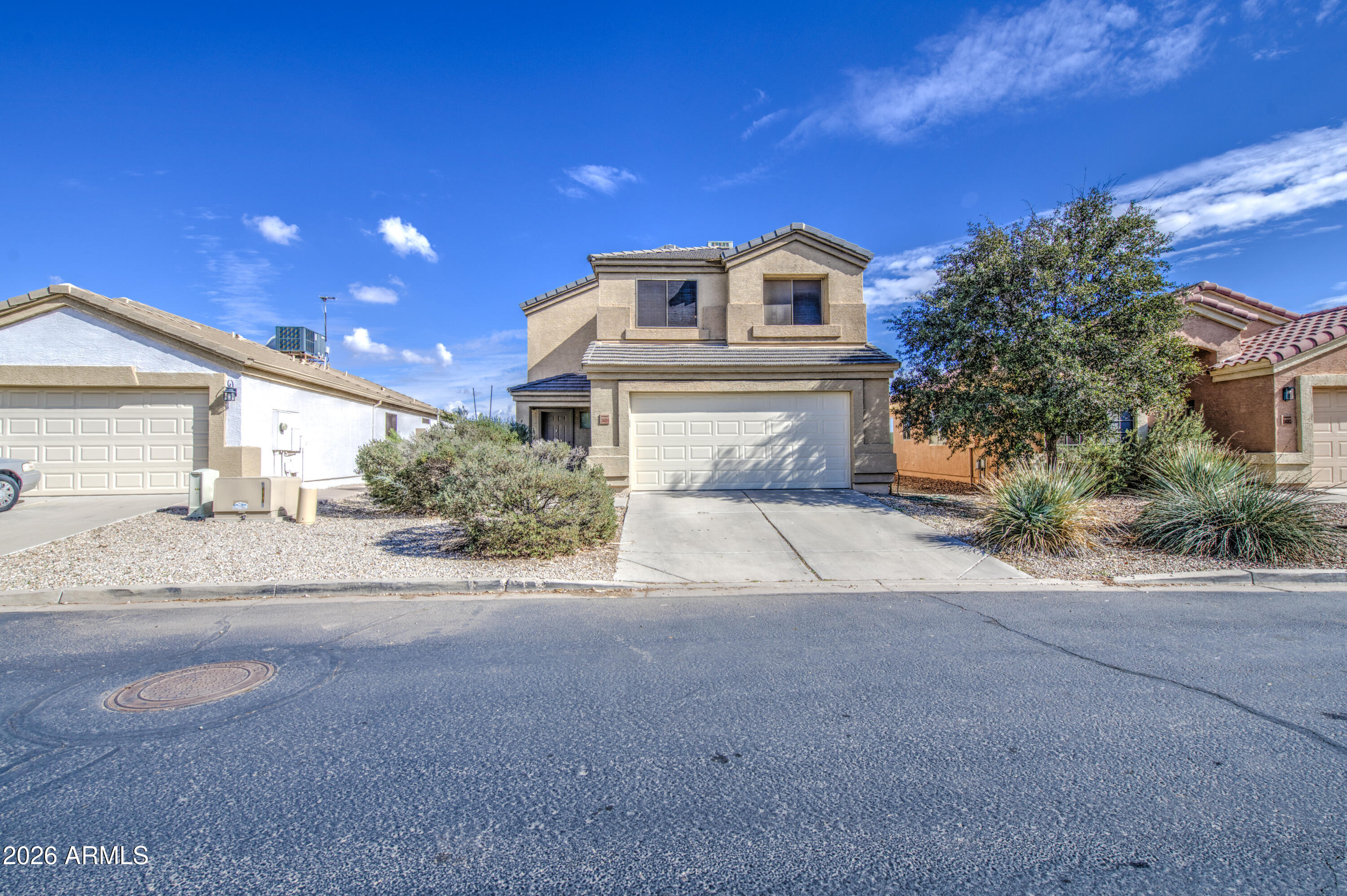 24099 N DESERT Drive