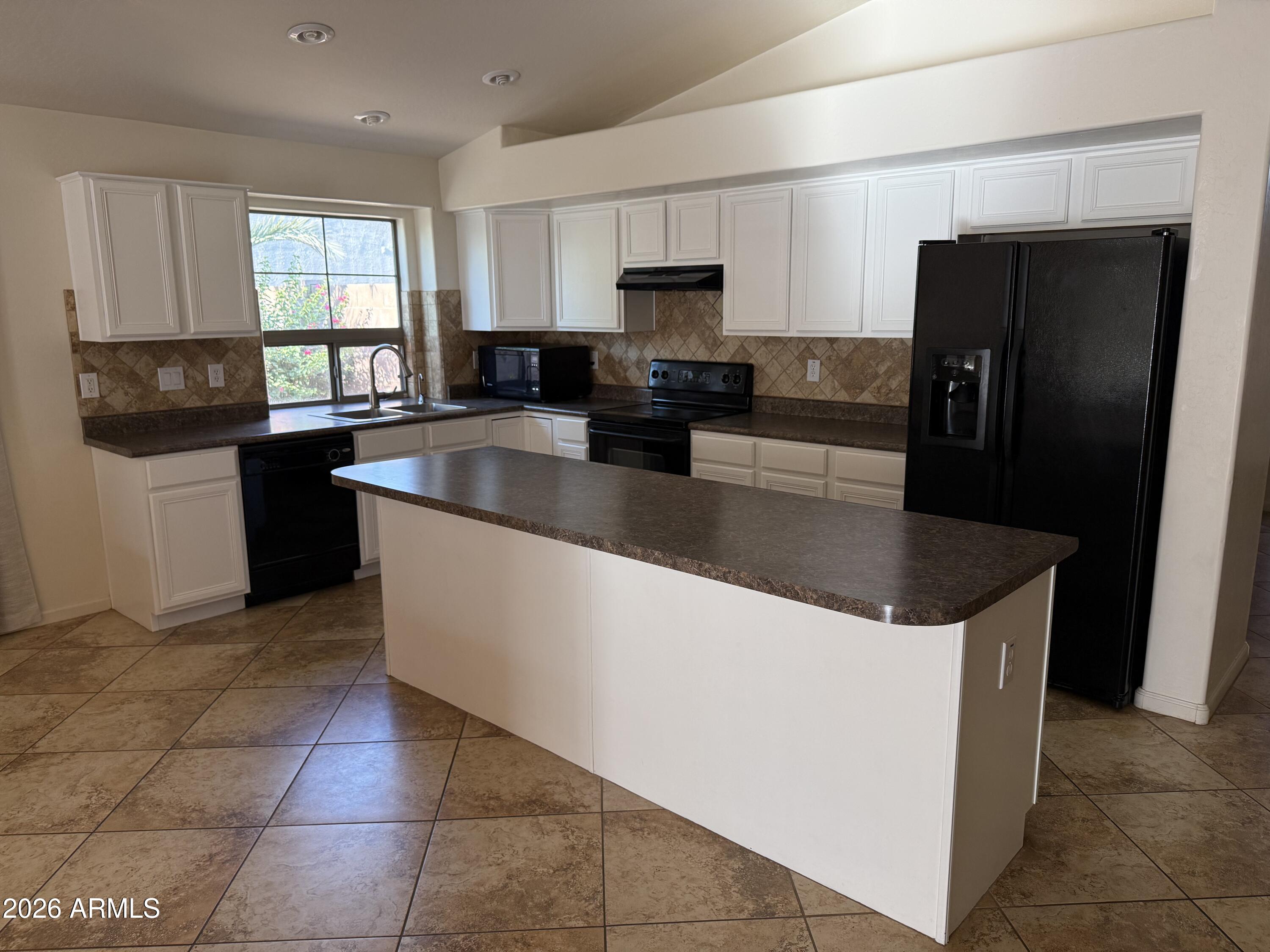 4240 S Kerby