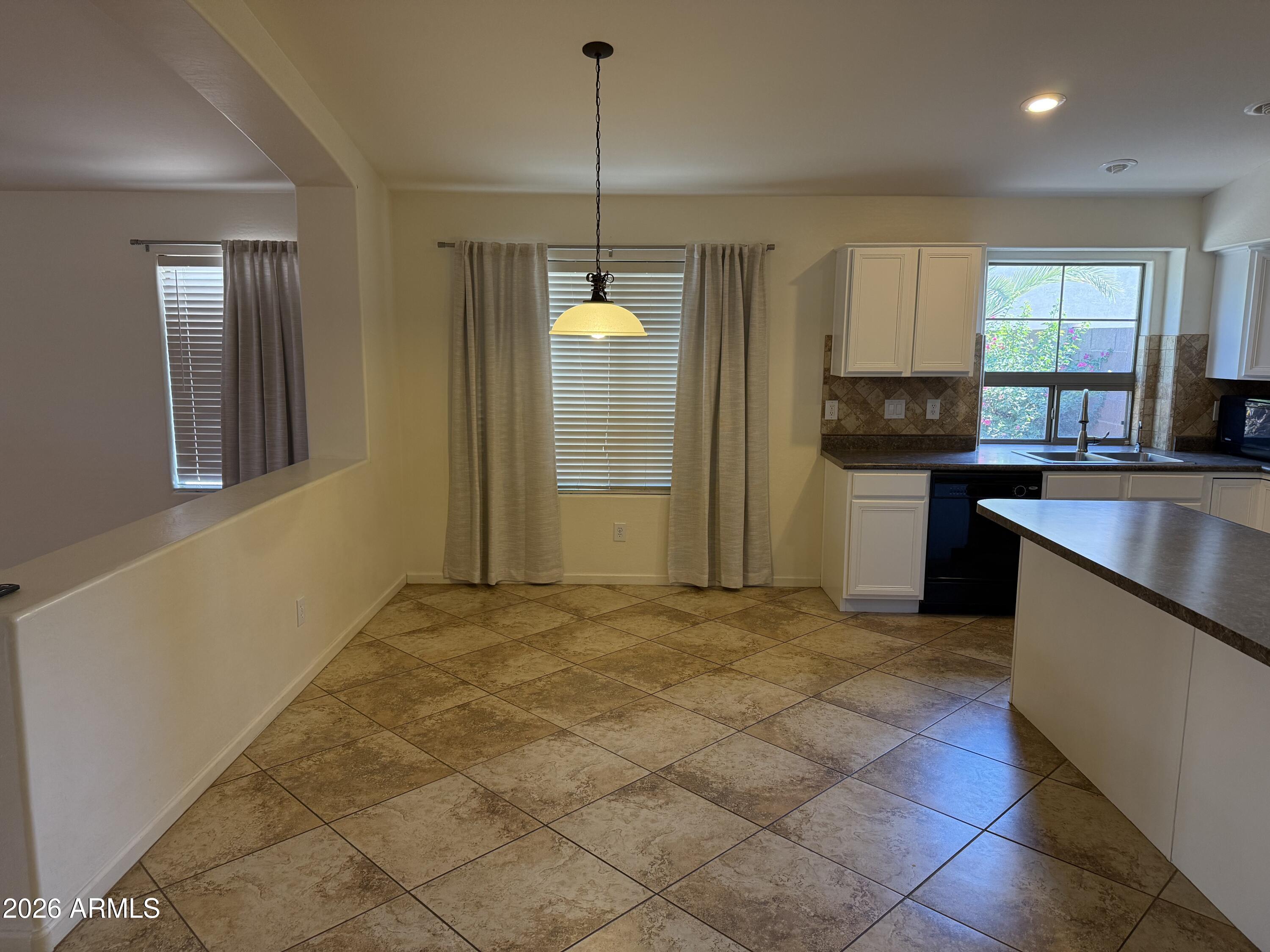 4240 S Kerby