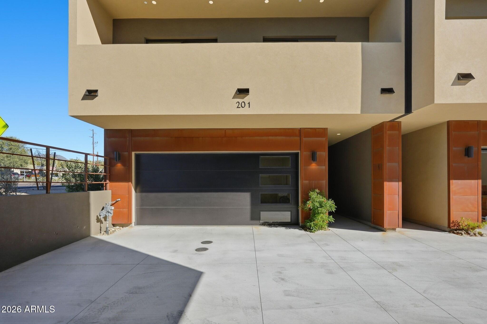 6525 E CAVE CREEK Road 201