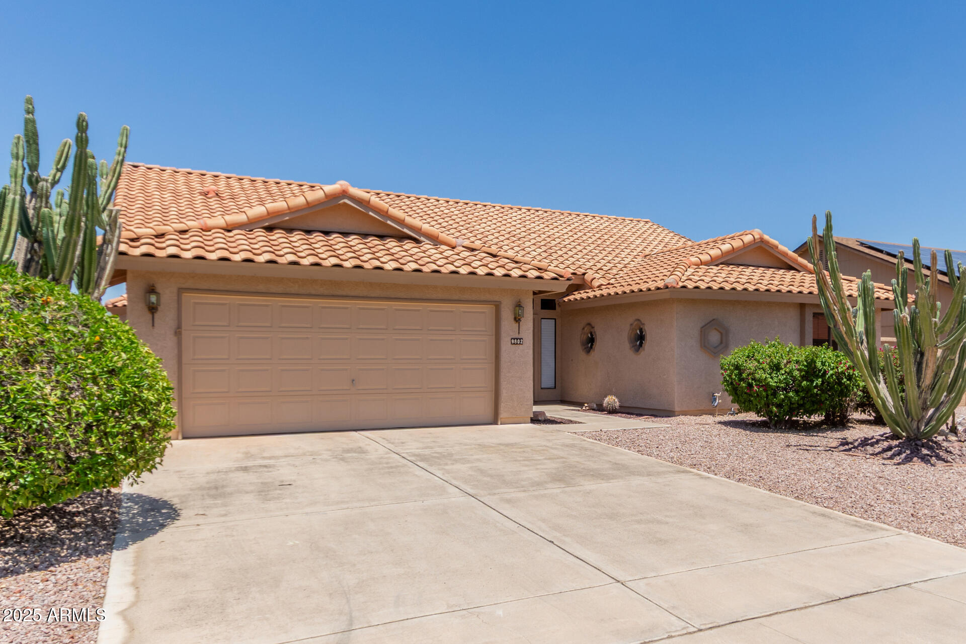 9802 W ROCKWOOD Drive