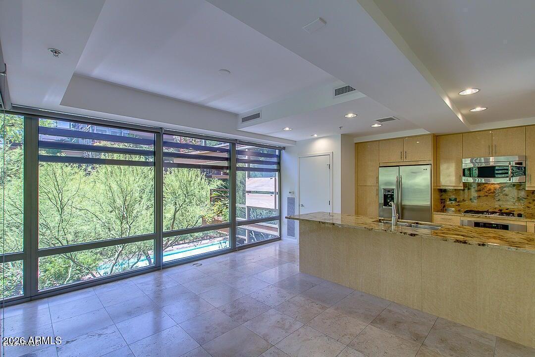 7131 E RANCHO VISTA Drive 3001