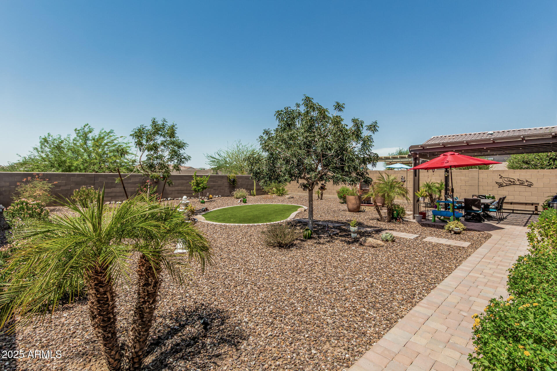 18080 W NIGHTHAWK Way