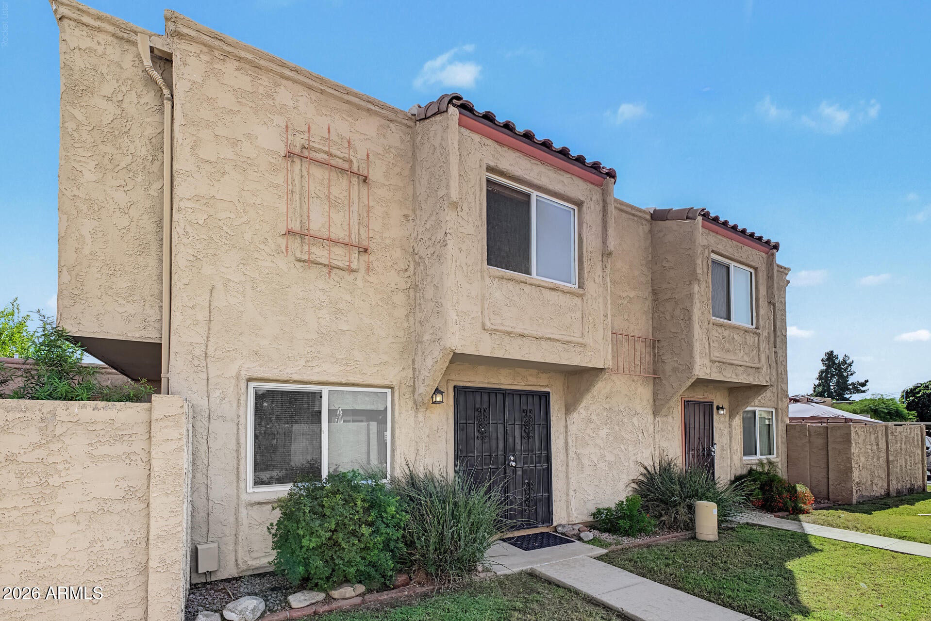 948 S ALMA SCHOOL Road 53