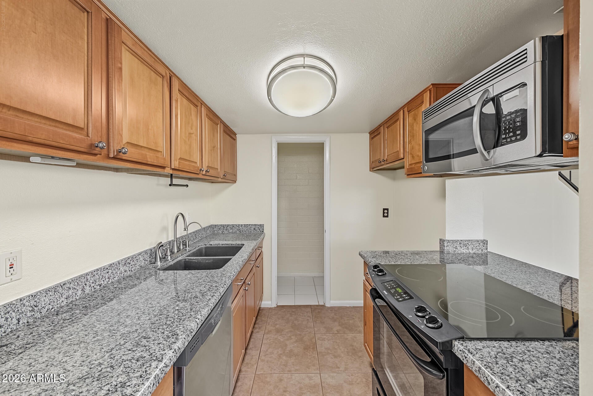 948 S ALMA SCHOOL Road 53