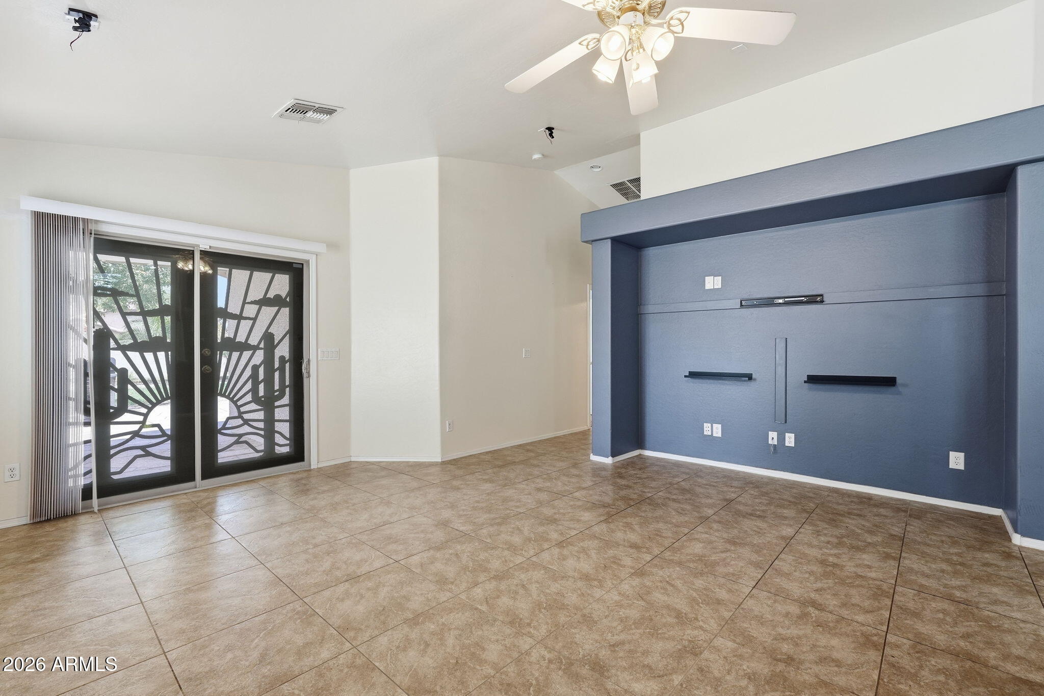 2640 E COWBOY COVE Trail