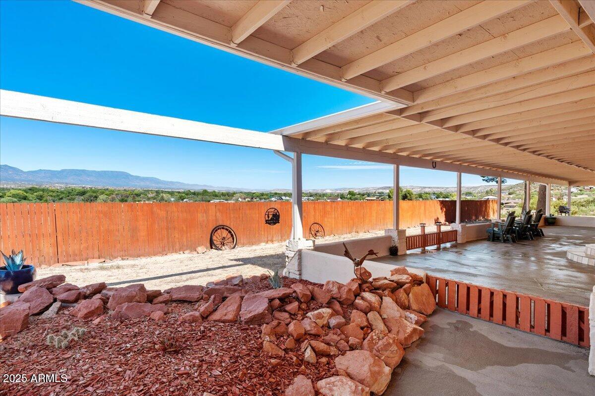Under 5 Acres - Residential