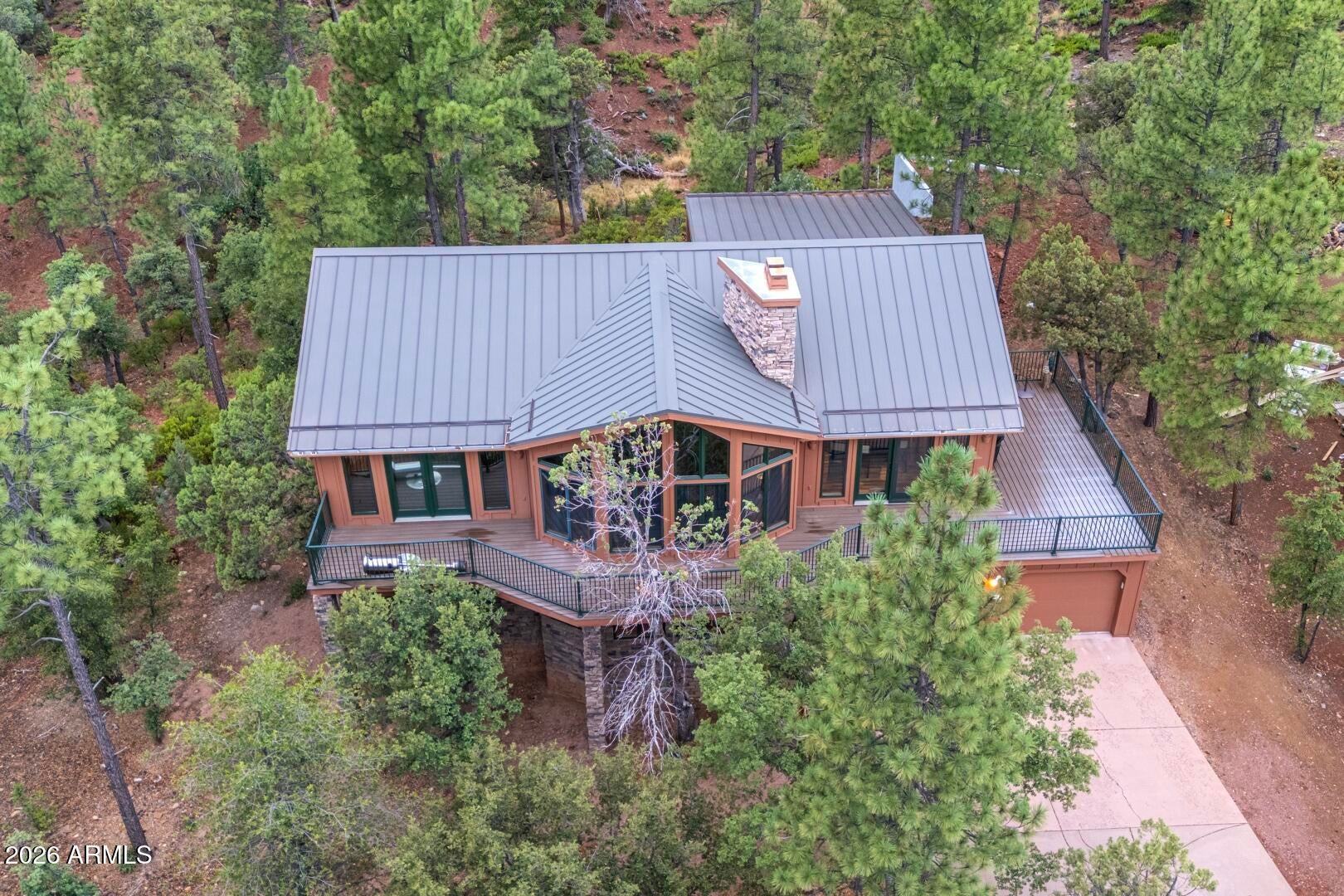 4364 N Strawberry Hollow --