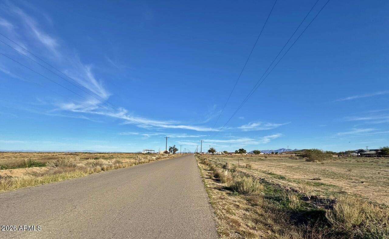 Toltec Buttes - Land